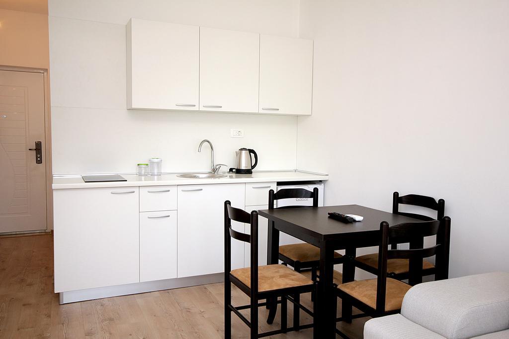 Apartmani Begovic Бар Екстер'єр фото
