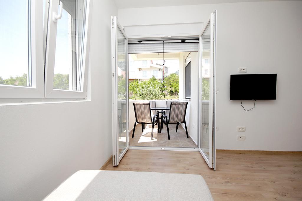 Apartmani Begovic Бар Екстер'єр фото
