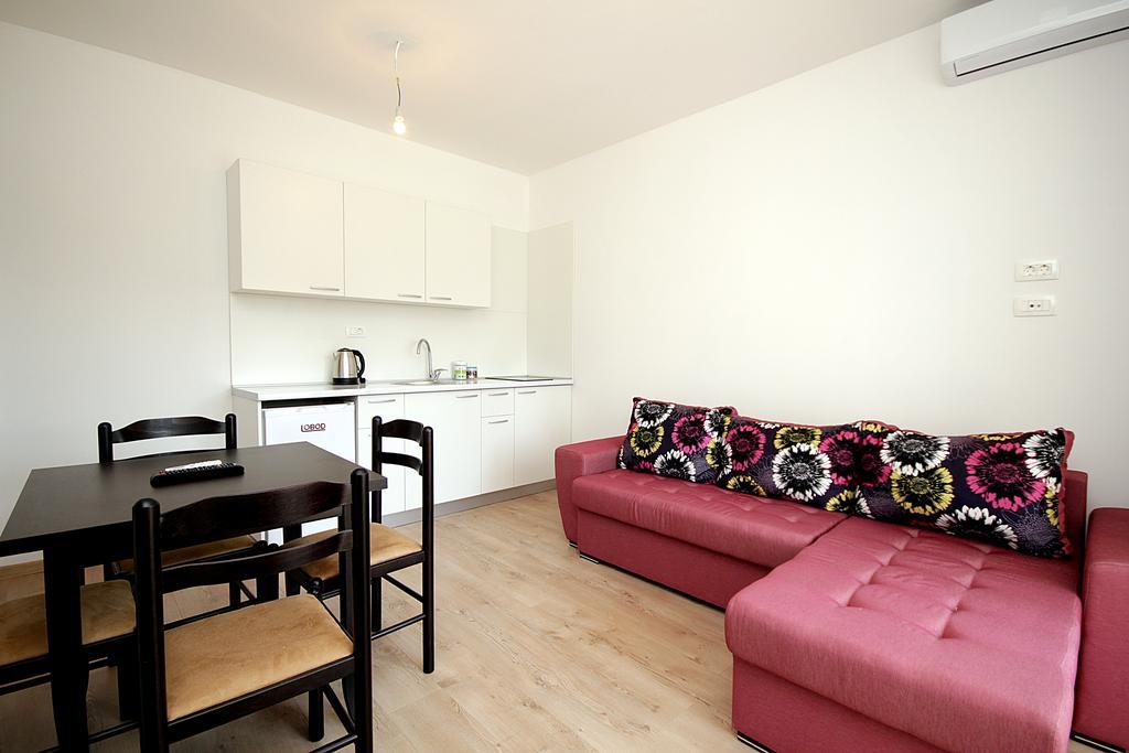 Apartmani Begovic Бар Екстер'єр фото